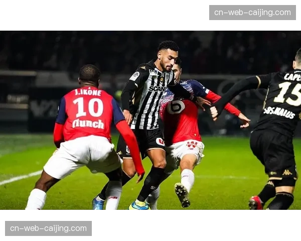 穆里奇状态火热近四轮入五球 马洛卡锋线核心成保级关键